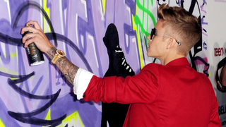 Detectives Really Want Justin Bieber to Be Charged with Felony Egging